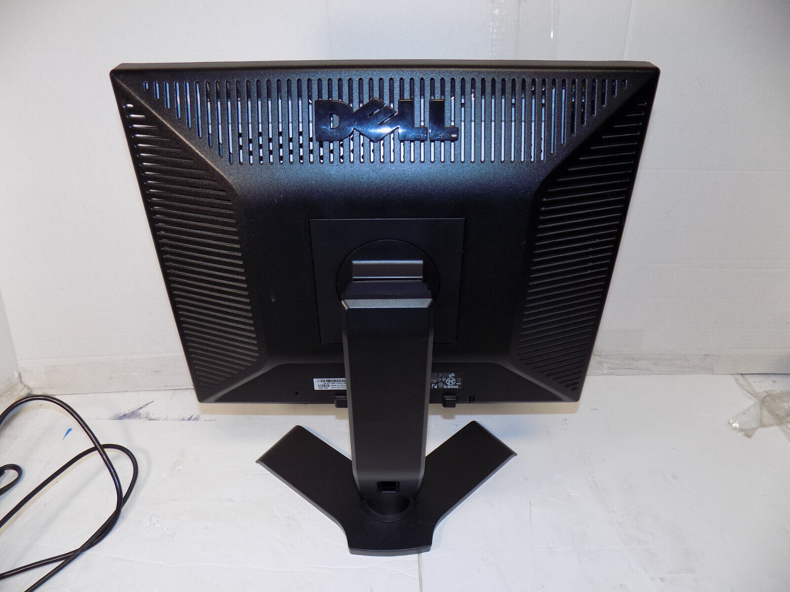 Dell E190Sb 19 inch LCD Monitor With VGA and Power Cord