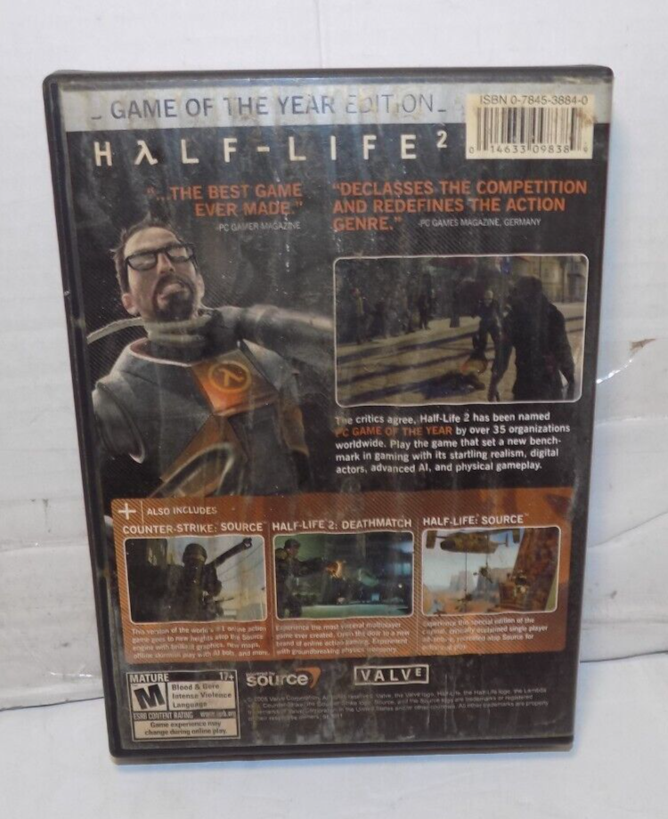 Half-Life 2 Game of the Year Edition PC CD-ROM 2005 5 Disc Set Valve Corp