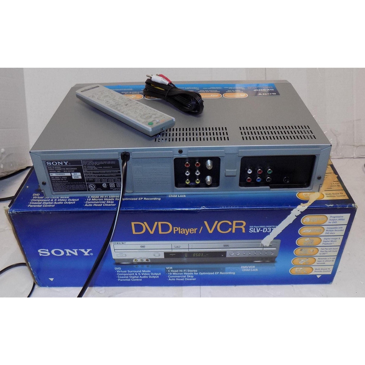 Sony SLV-D370P DVD VCR Combo Vhs Vcr Combo with Remote A/V Cables & Hdmi Adapter