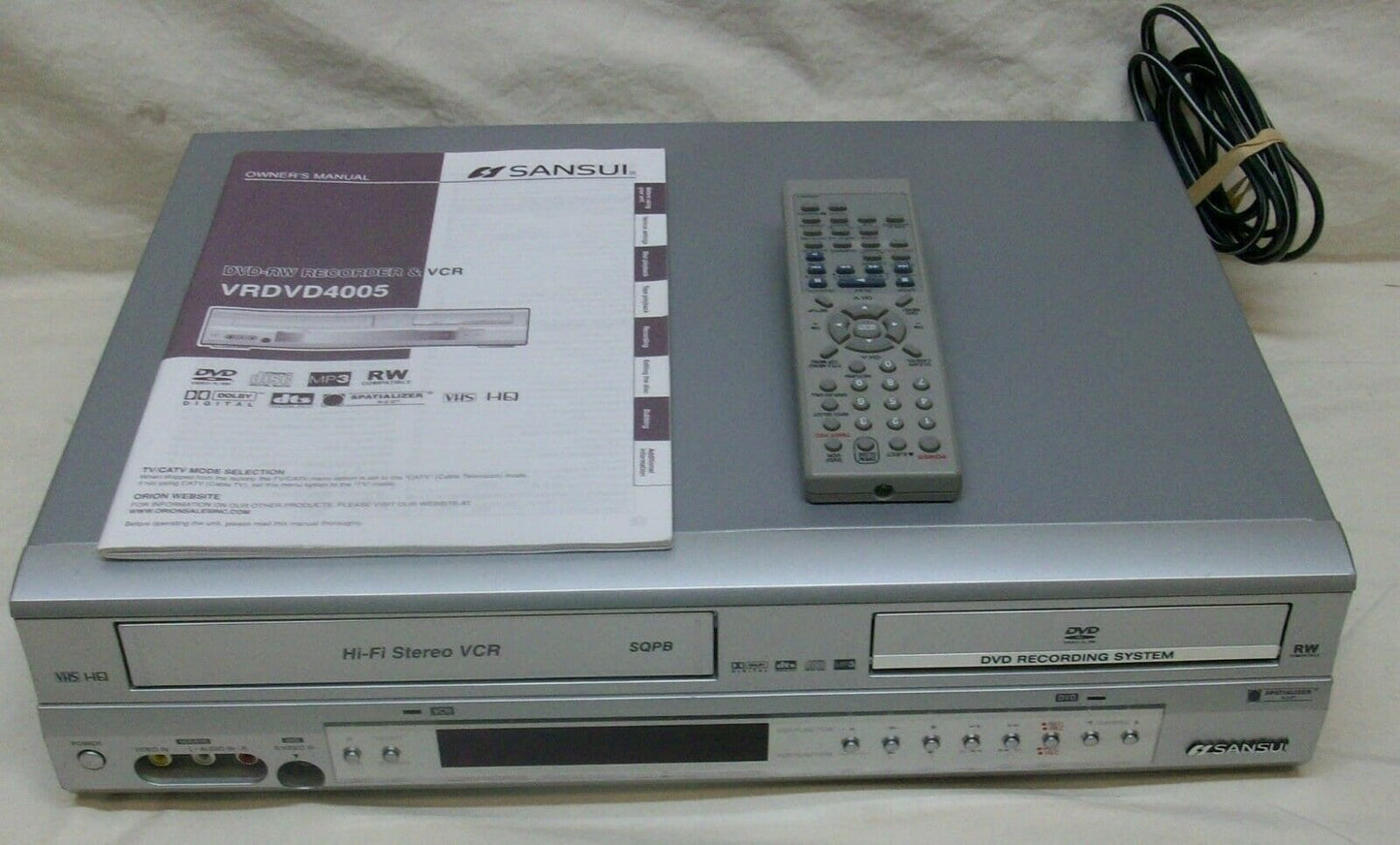 Sansui VRDVD4005 Dvd Recorder VCR Combo Vhs To Dvd Dubbing w/ Remote HDMI Adapter Cables and Manual