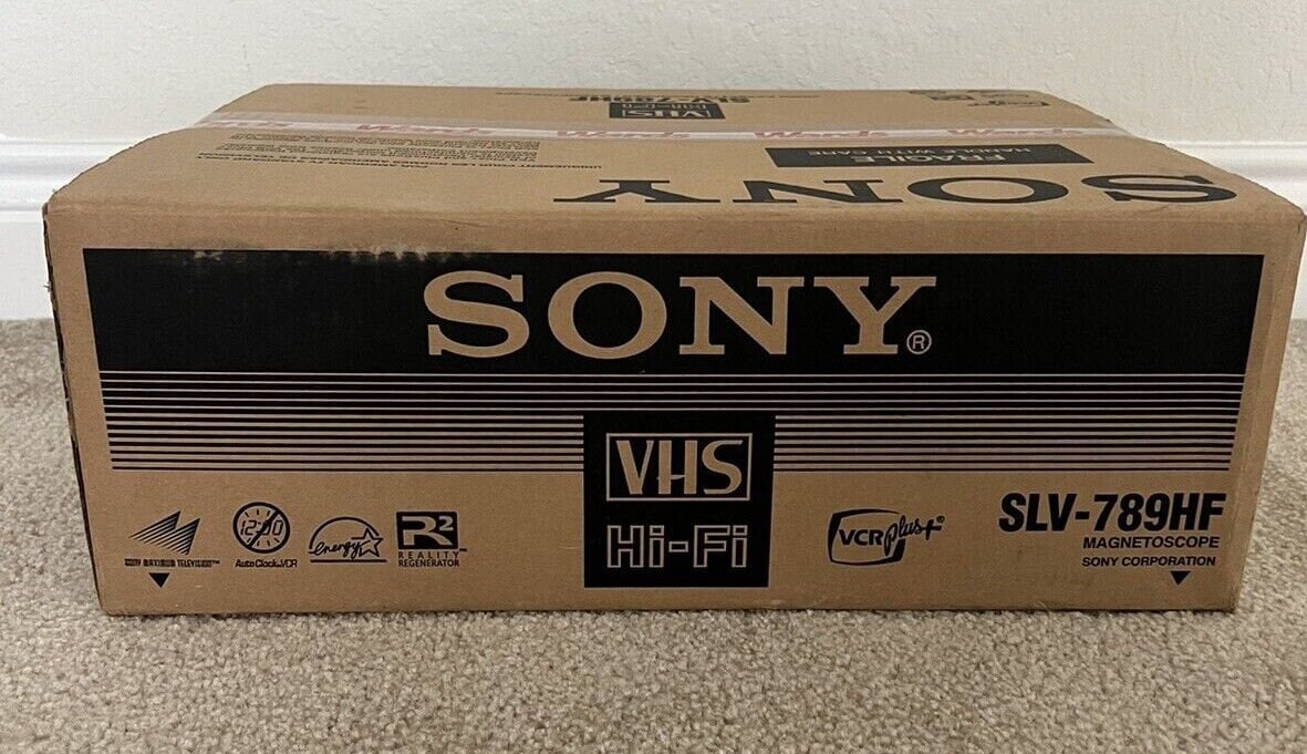 New Sony Slv-789HF Hi Fi 19 Micron Head VHS VCR Player