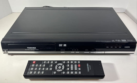 Toshiba DVD-R400 DVD Recorder with Remote Av and HDMI Cables