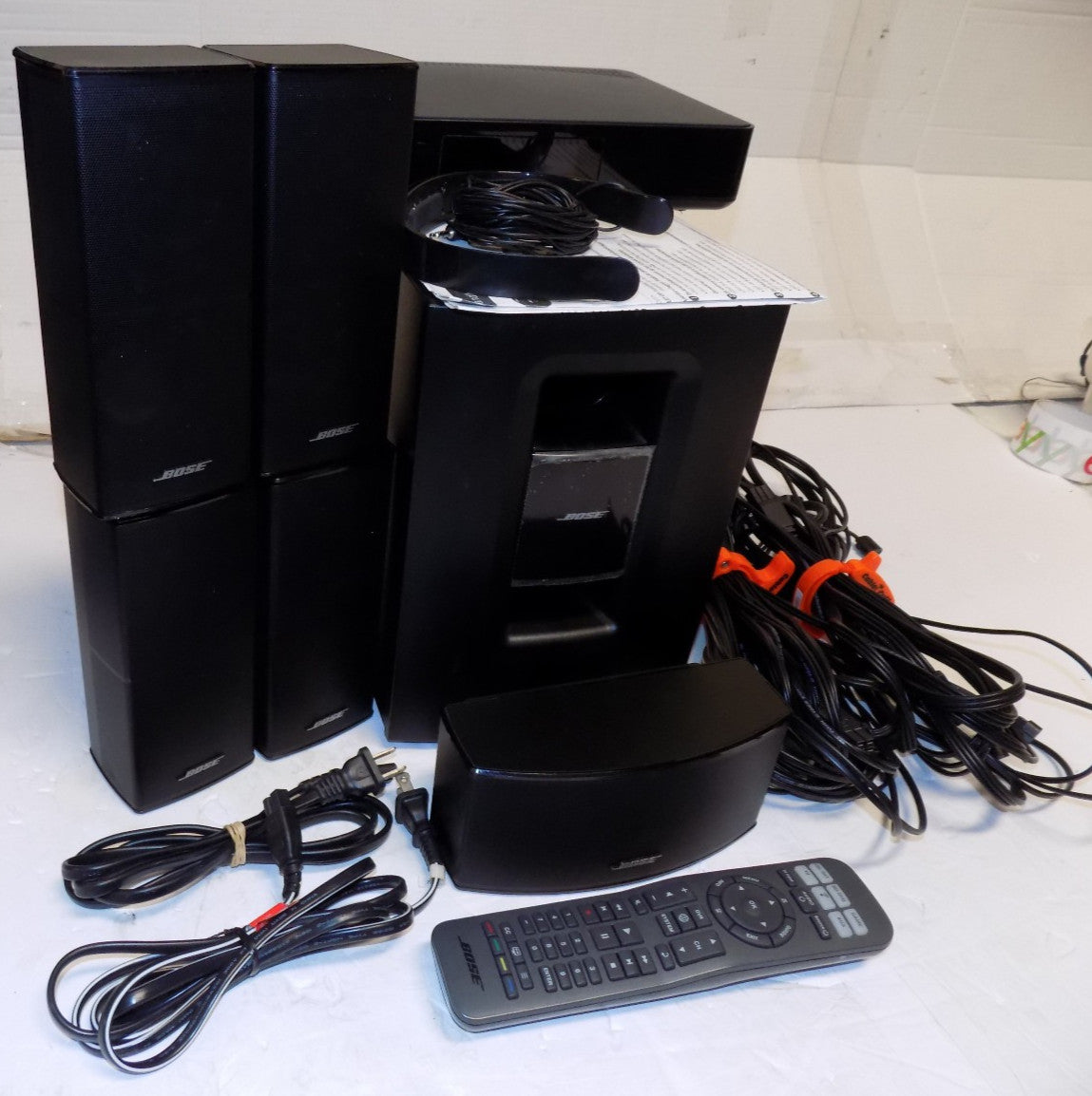 Bose CineMate 520 Home Theater System w/ SoundTouch Wireless Adapter & Remote